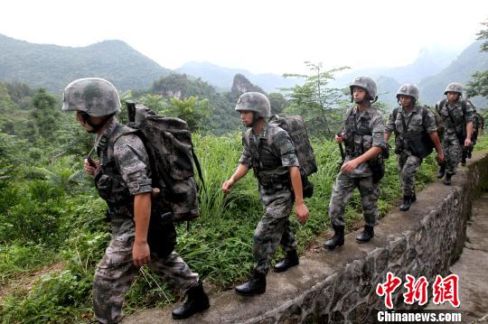 邊境巡邏的英勇與榮耀，在線觀看守護邊疆的壯麗篇章