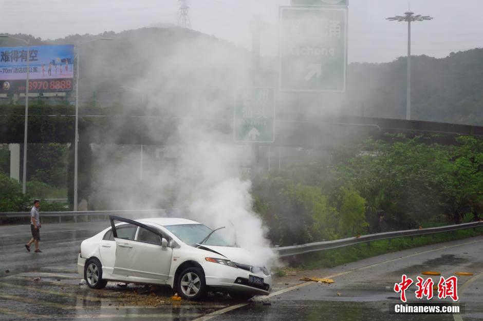 沿海高速車禍最新情況報道